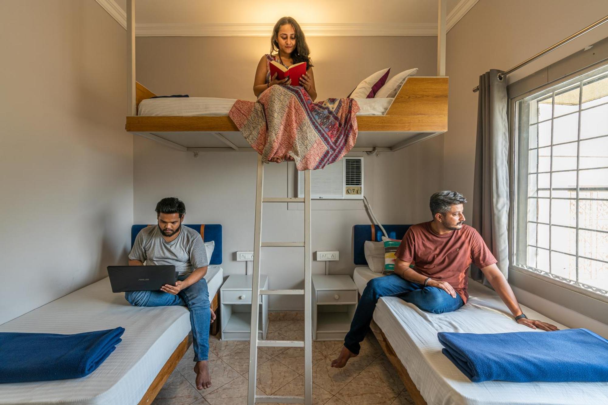 Hostel Madpackers Rishikesh Laxman Jhula Exteriér fotografie